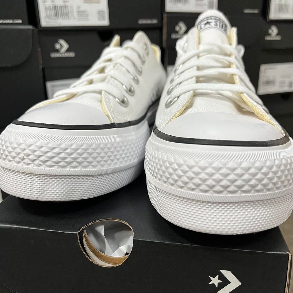 Converse Women's White Trainers - Picture 3 of 6